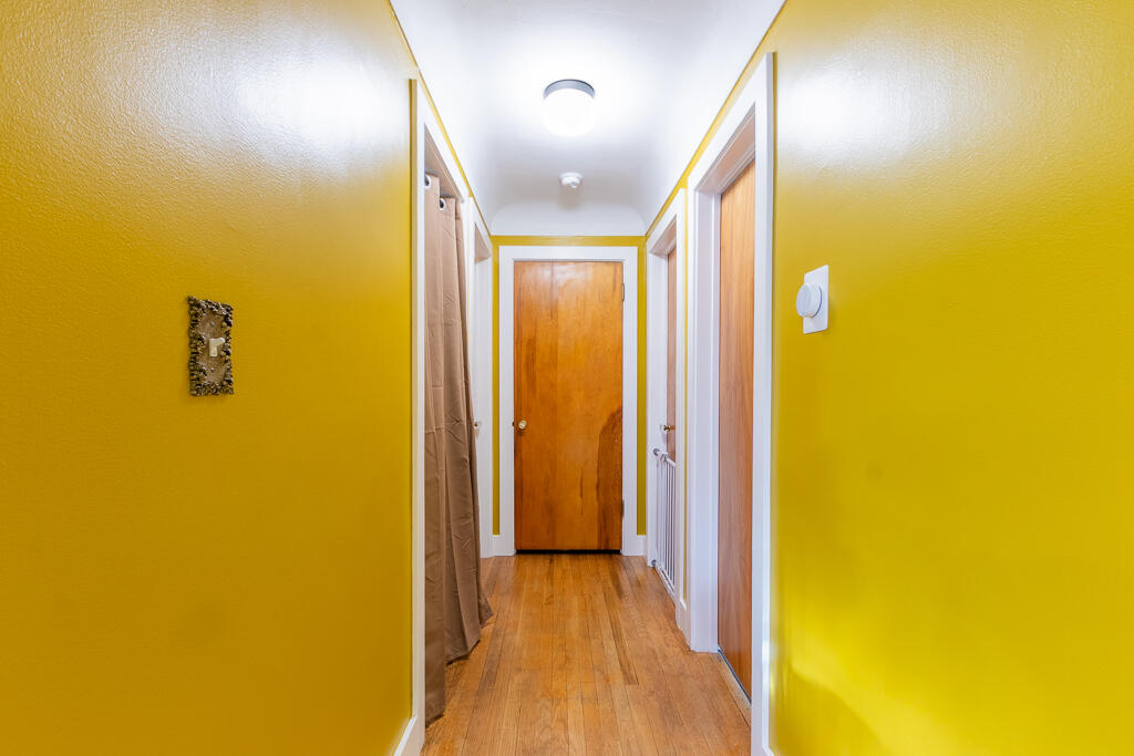 992 North Prospect Road Ypsilanti, MI 48198 - Photo 14 of 53 992 N Prospect Rd-26