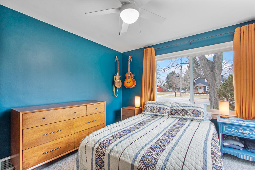 992 North Prospect Road Ypsilanti, MI 48198 - Photo 17 of 53 992 N Prospect Rd-28