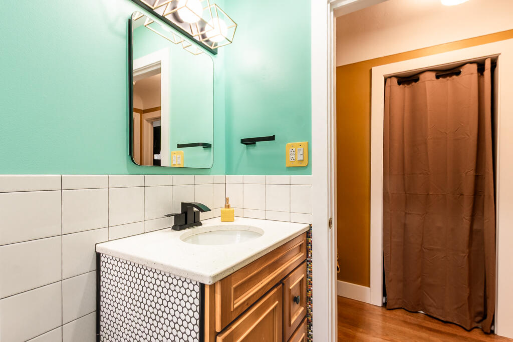 992 North Prospect Road Ypsilanti, MI 48198 - Photo 22 of 53 992 N Prospect Rd-34