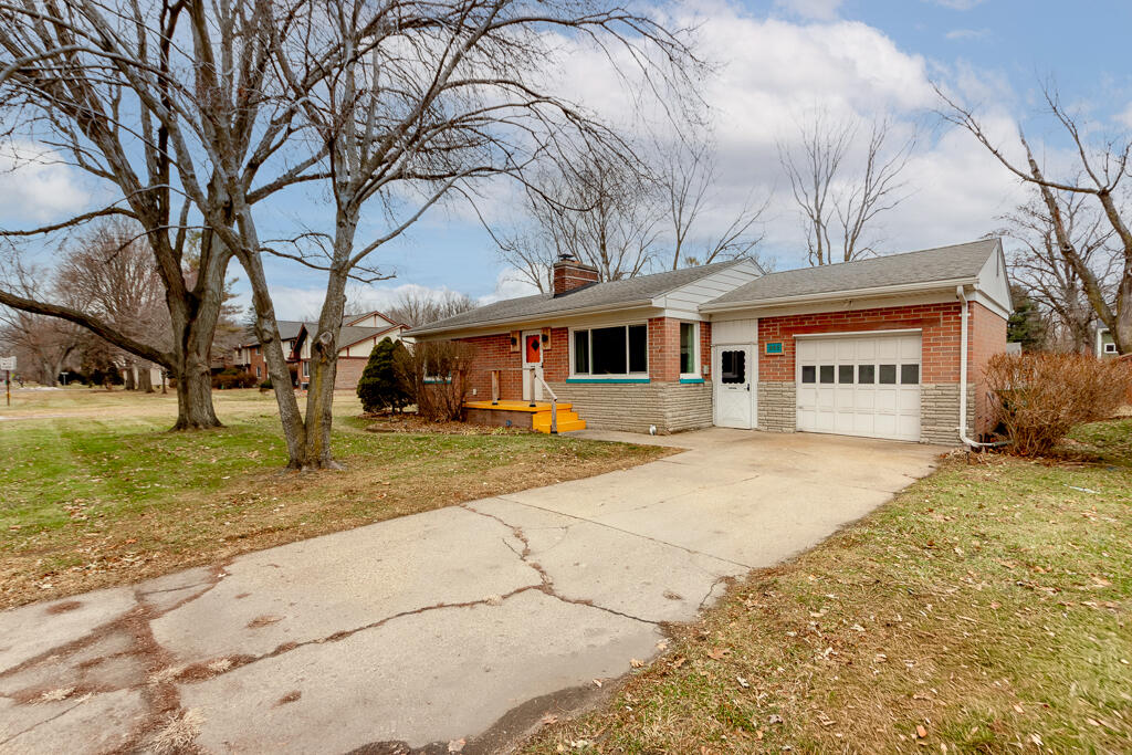 992 North Prospect Road Ypsilanti, MI 48198 - Photo 30 of 53 992 N Prospect Rd-2