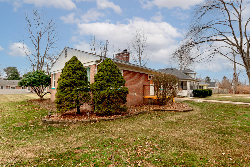 992 North Prospect Road Ypsilanti, MI 48198 - Photo 31 of 53 992 N Prospect Rd-3