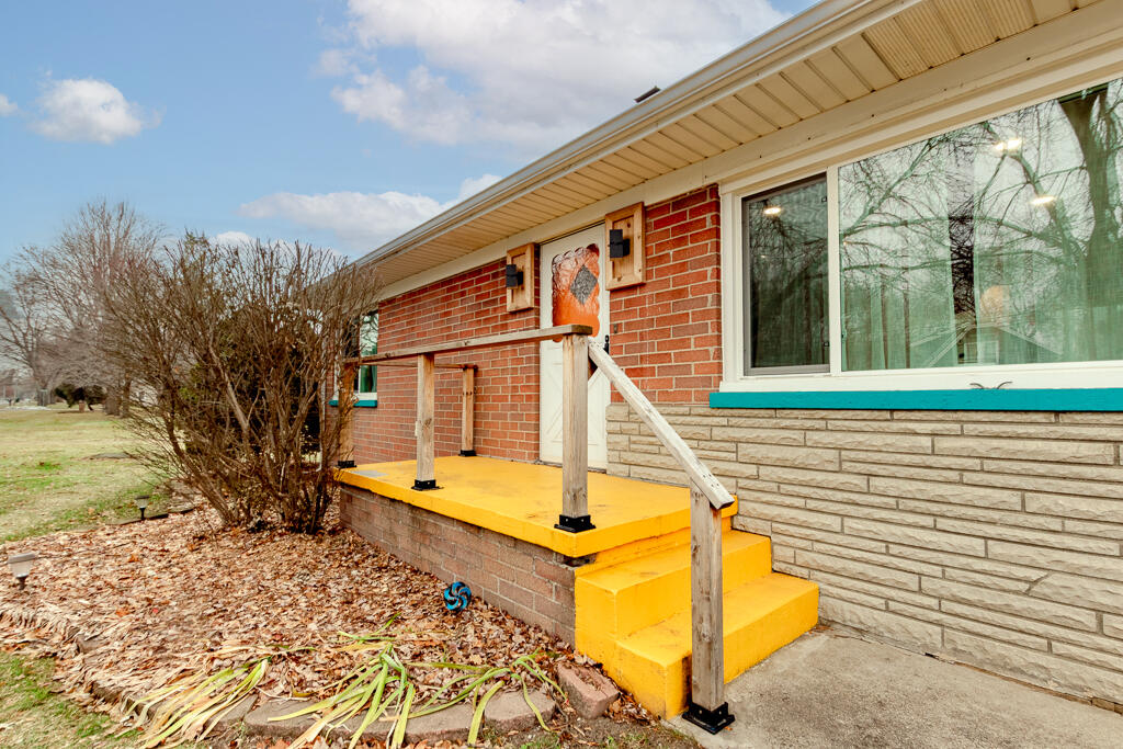 992 North Prospect Road Ypsilanti, MI 48198 - Photo 35 of 53 992 N Prospect Rd-12