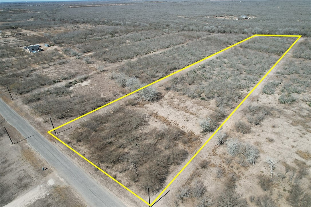179 County Road Alice, TX 78332 - Photo 7 of 20 Gallery Image 7