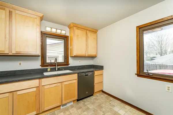 $300,000 | 2724 12th Avenue Northwest, Rochester, MN 55901