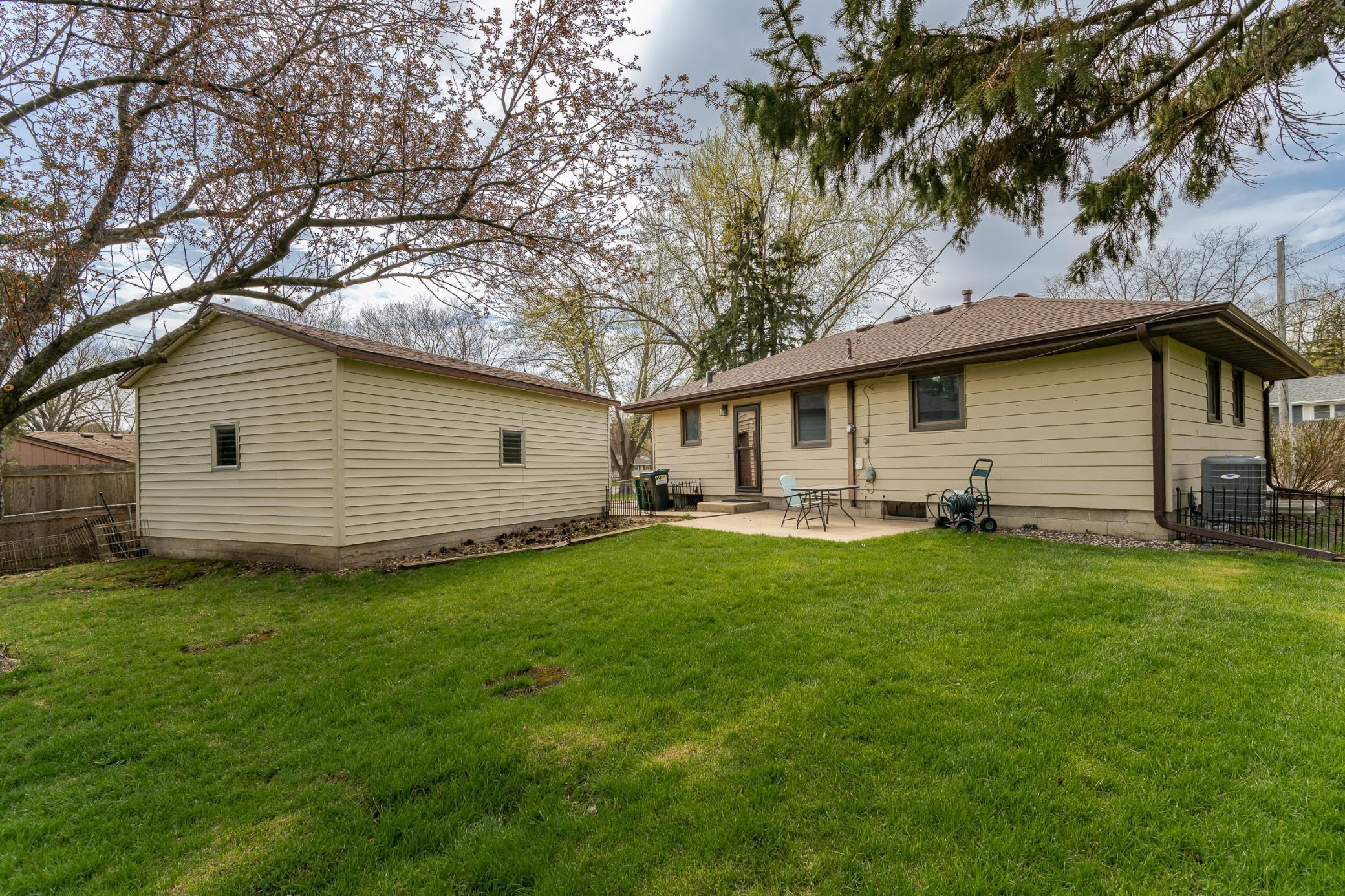 2724 12th Avenue Northwest Rochester, MN 55901 - Photo 5 of 21