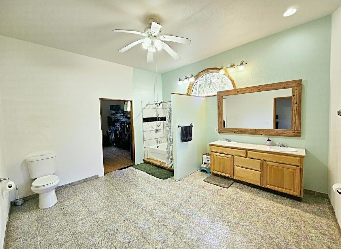 410 H Prouty Corner Loop Road Colville, WA 99114 - Photo 12 of 29