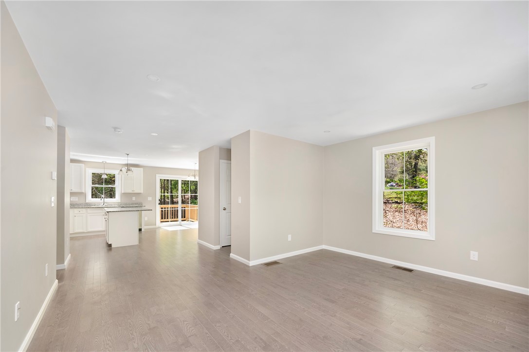 40 Farnum Pike, Unit 4 Smithfield, RI 02917 - Photo 26 of 34