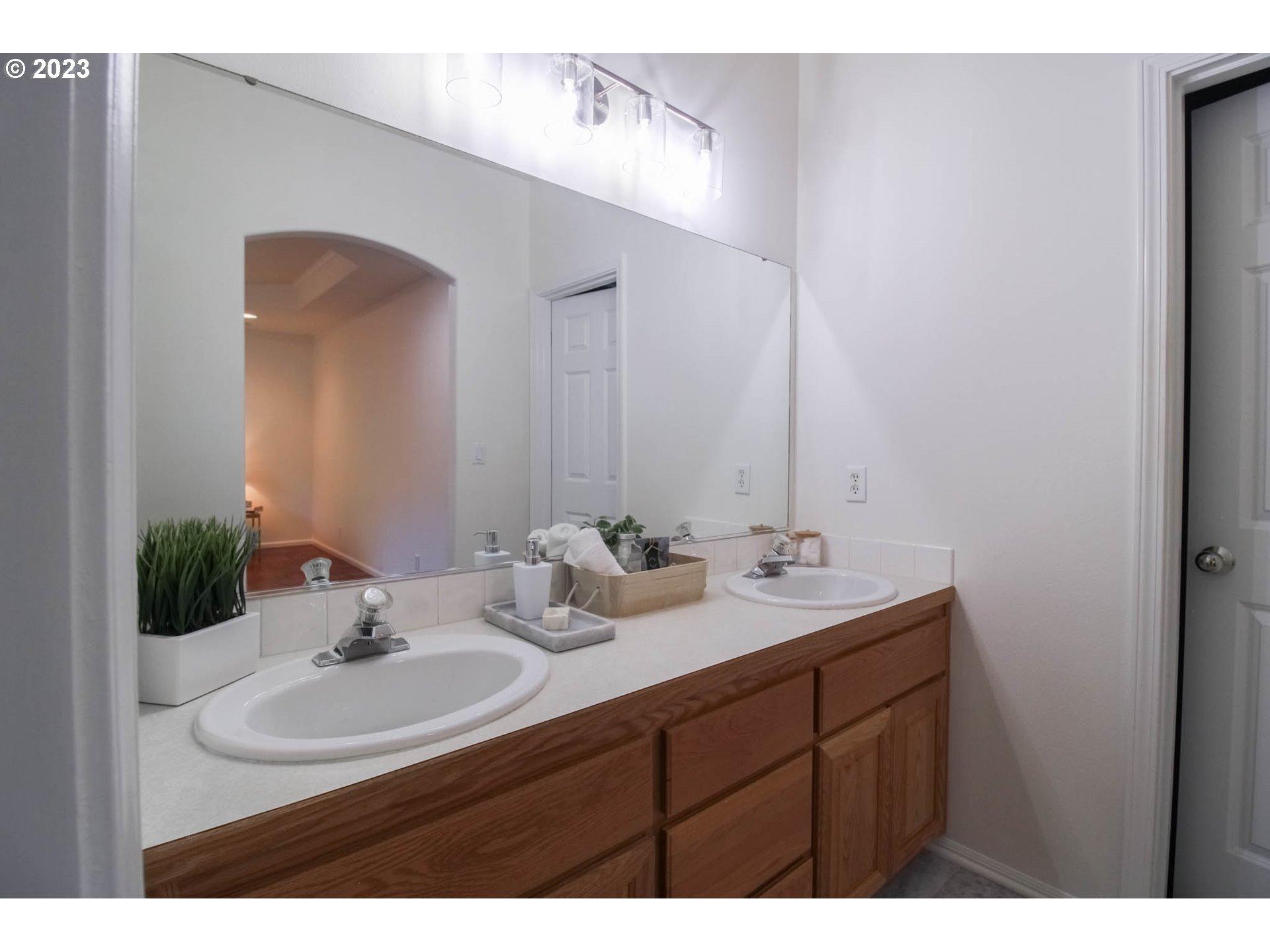 3489 Quail Ridge Lane Eugene, OR 97404 - Photo 27 of 37 Gallery Image 27