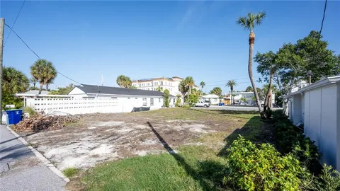 $1,189,000 | 3614 Gulf Boulevard, St. Pete Beach, FL 33706