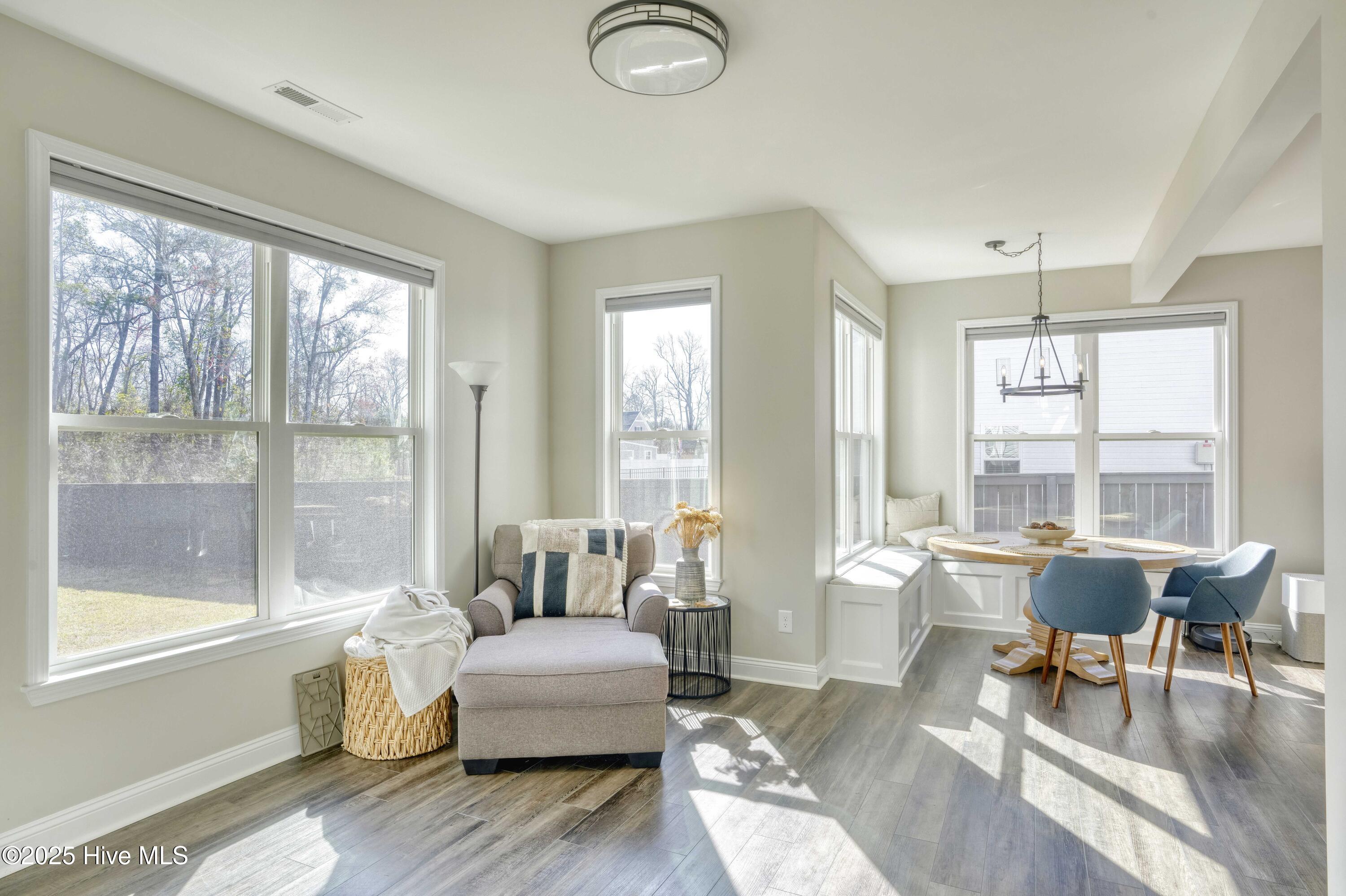 327 Bear Run Maple Hill, NC 28454 - Photo 16 of 33 Eat in kitchen and reading nook, filled with natural light