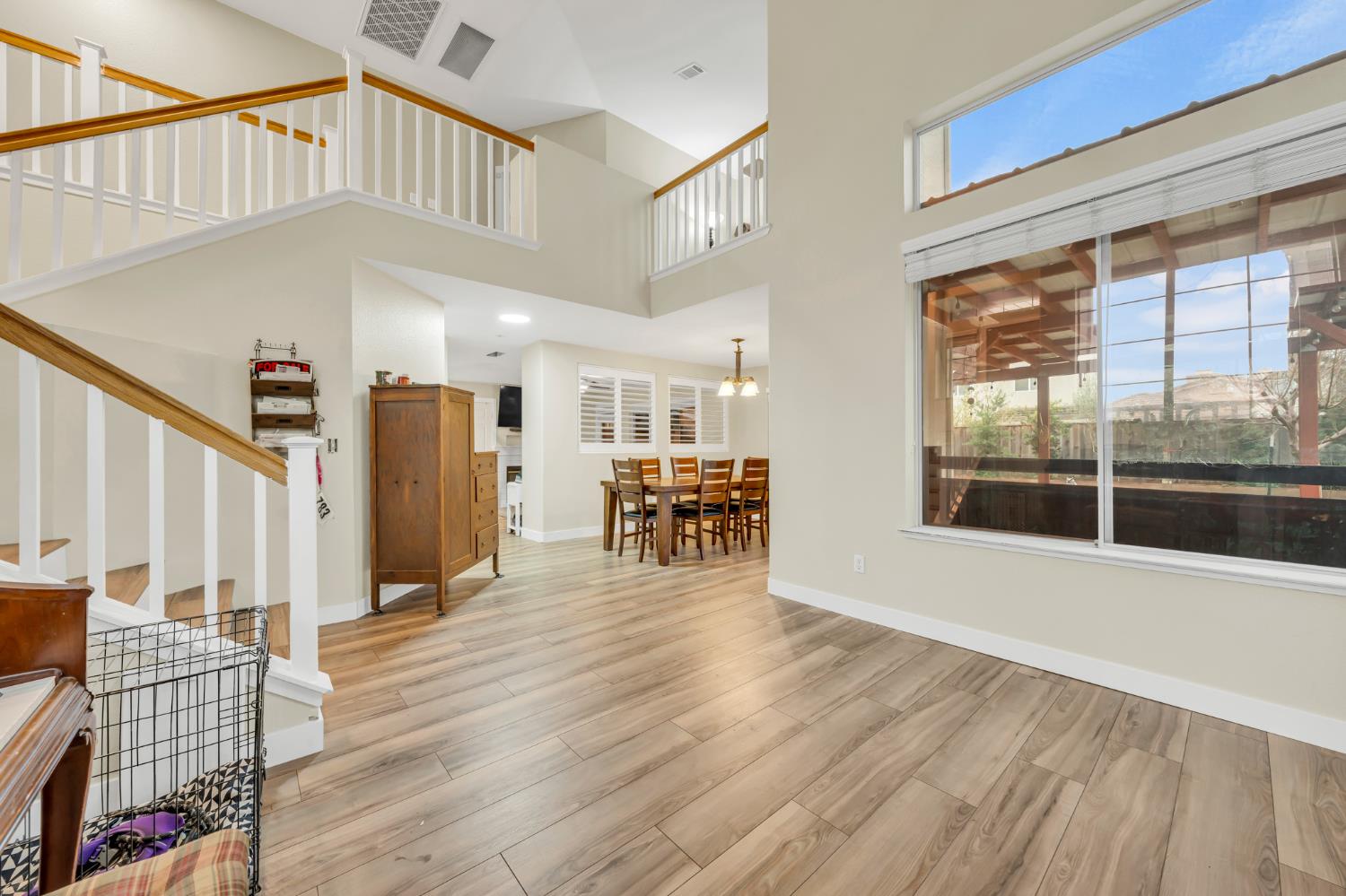 8194 Primoak Way Elk Grove, CA 95758 - Photo 15 of 44