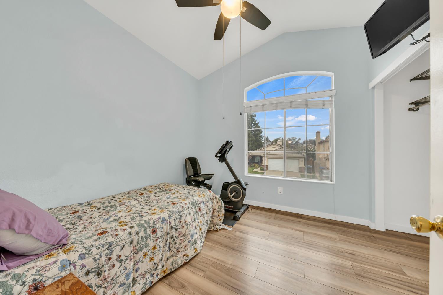 8194 Primoak Way Elk Grove, CA 95758 - Photo 34 of 44