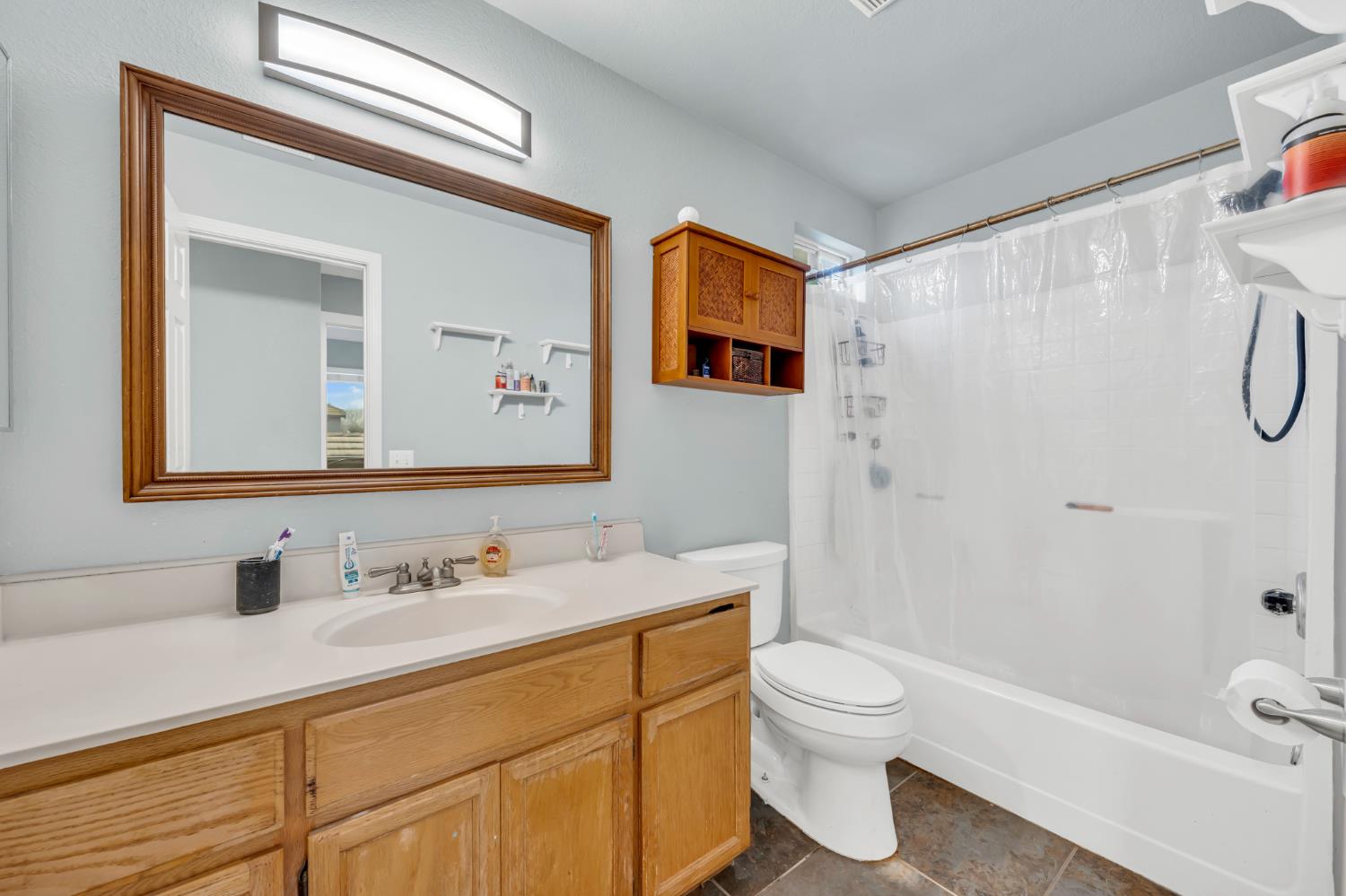 8194 Primoak Way Elk Grove, CA 95758 - Photo 37 of 44