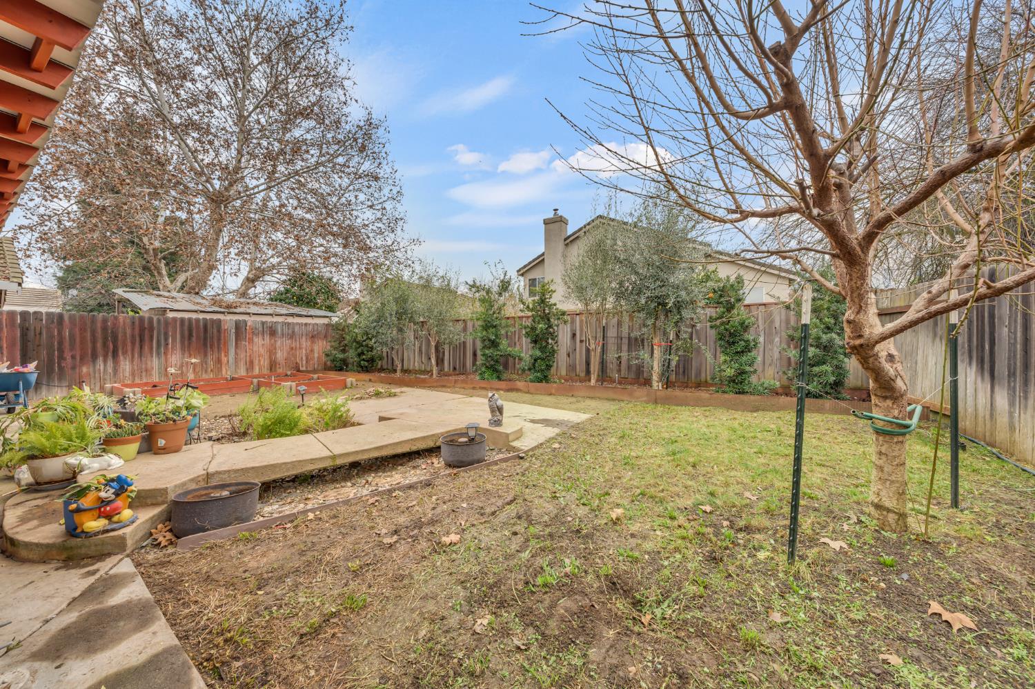 8194 Primoak Way Elk Grove, CA 95758 - Photo 42 of 44