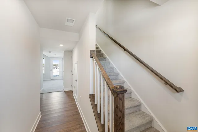 $2,450 | 39 Iron Horse Lane, Unit V, Fishersville, VA 22939