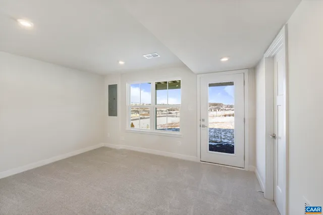 $2,450 | 39 Iron Horse Lane, Unit V, Fishersville, VA 22939