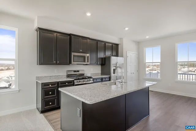 $2,450 | 39 Iron Horse Lane, Unit V, Fishersville, VA 22939