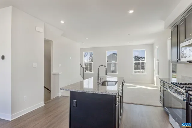 $2,450 | 39 Iron Horse Lane, Unit V, Fishersville, VA 22939