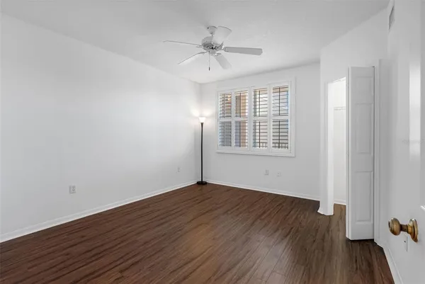 $299,900 | 6575 99th Way North, Unit 22205, St. Petersburg, FL 33708