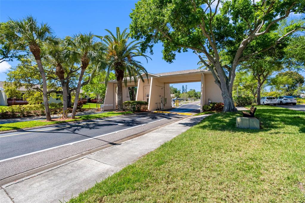 6575 99th Way North, Unit 22205 St. Petersburg, FL 33708 - Photo 39 of 69