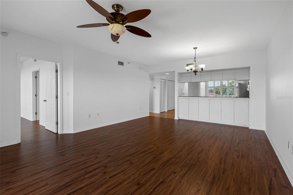 6575 99th Way North, Unit 22205 St. Petersburg, FL 33708 - Photo 8 of 69