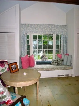 a house view with a sitting space