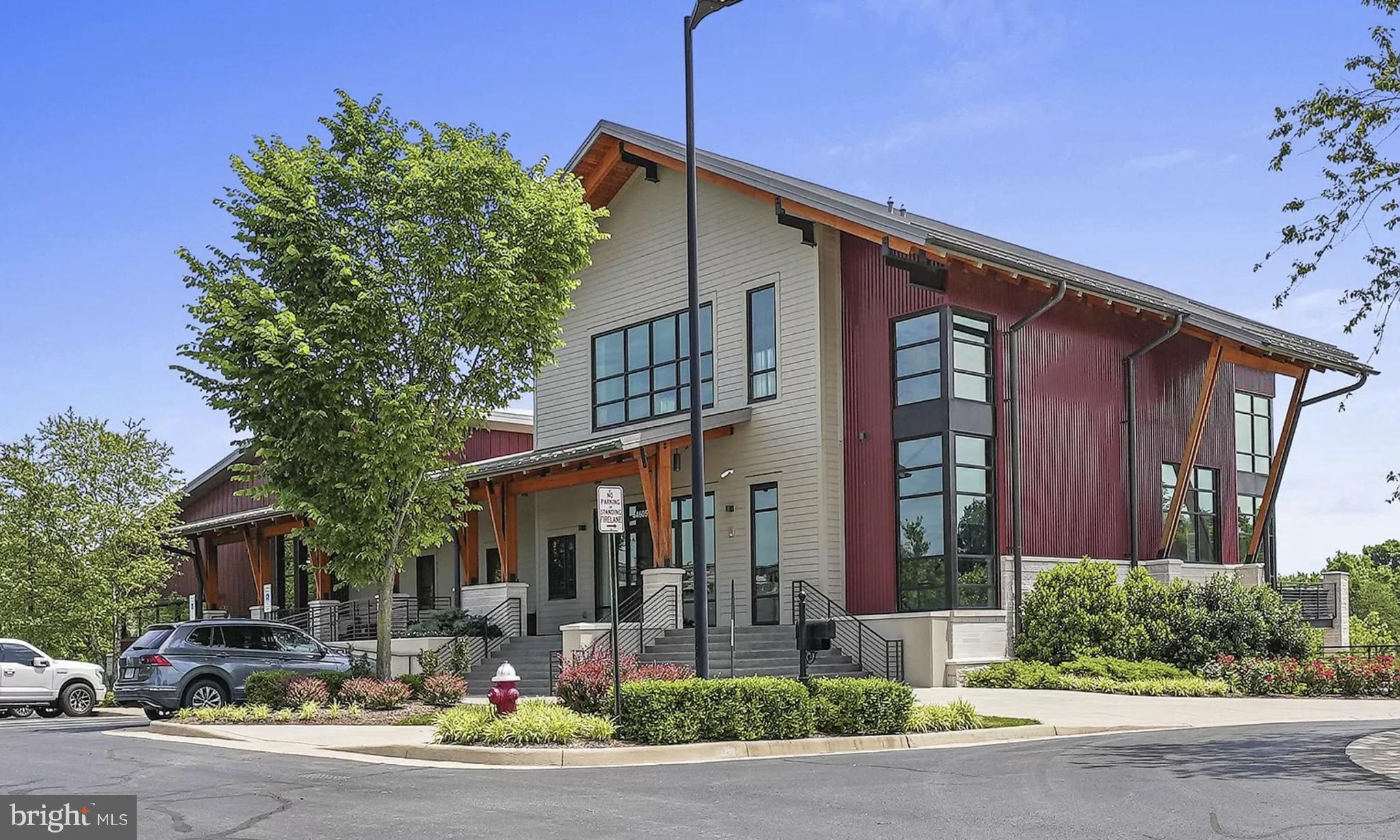 20649 Duxbury Terrace Ashburn, VA 20147 - Photo 35 of 41 a front view of multiple houses