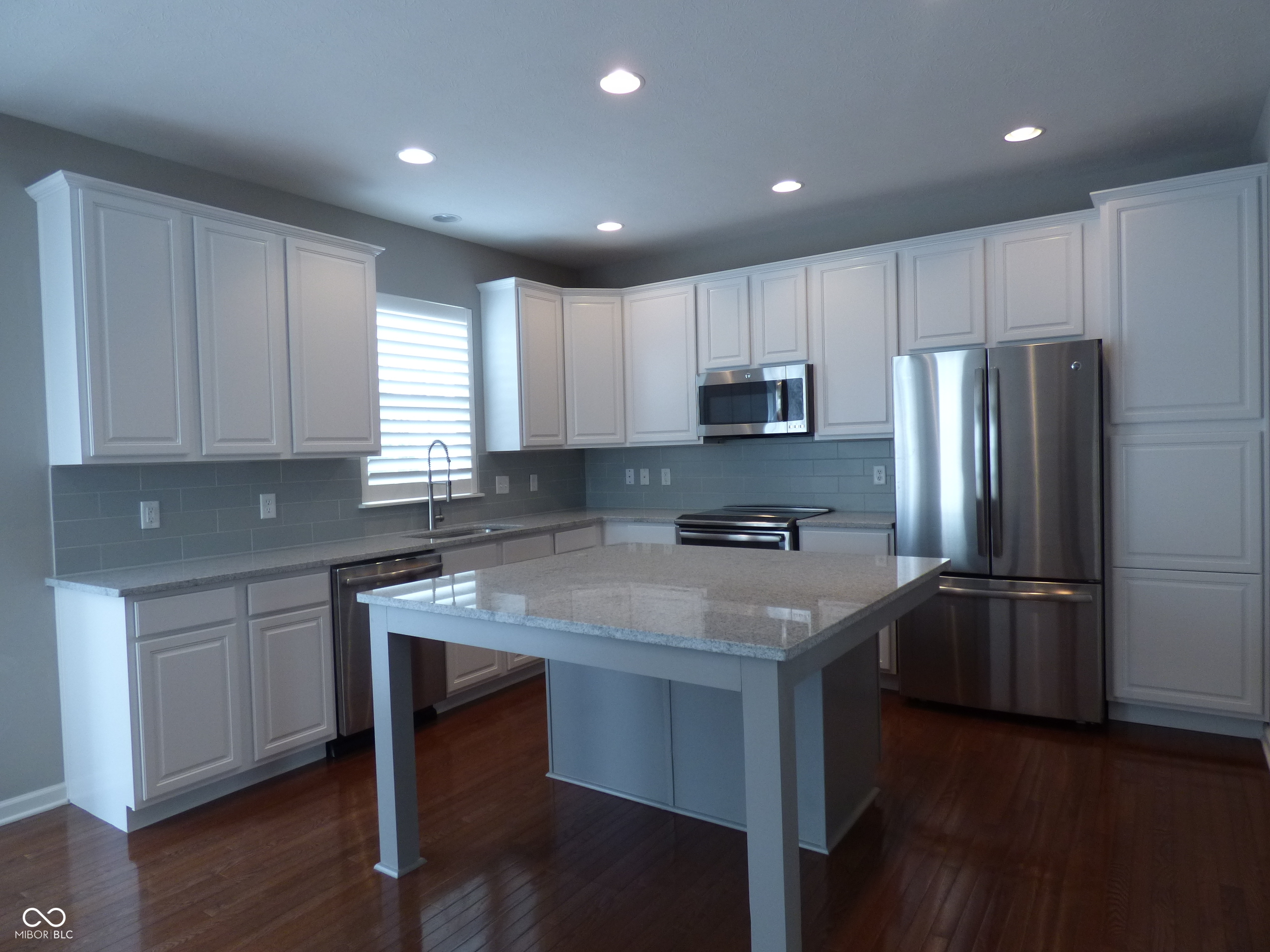 8213 Katrina Way Fishers, IN 46038 - Photo 12 of 28