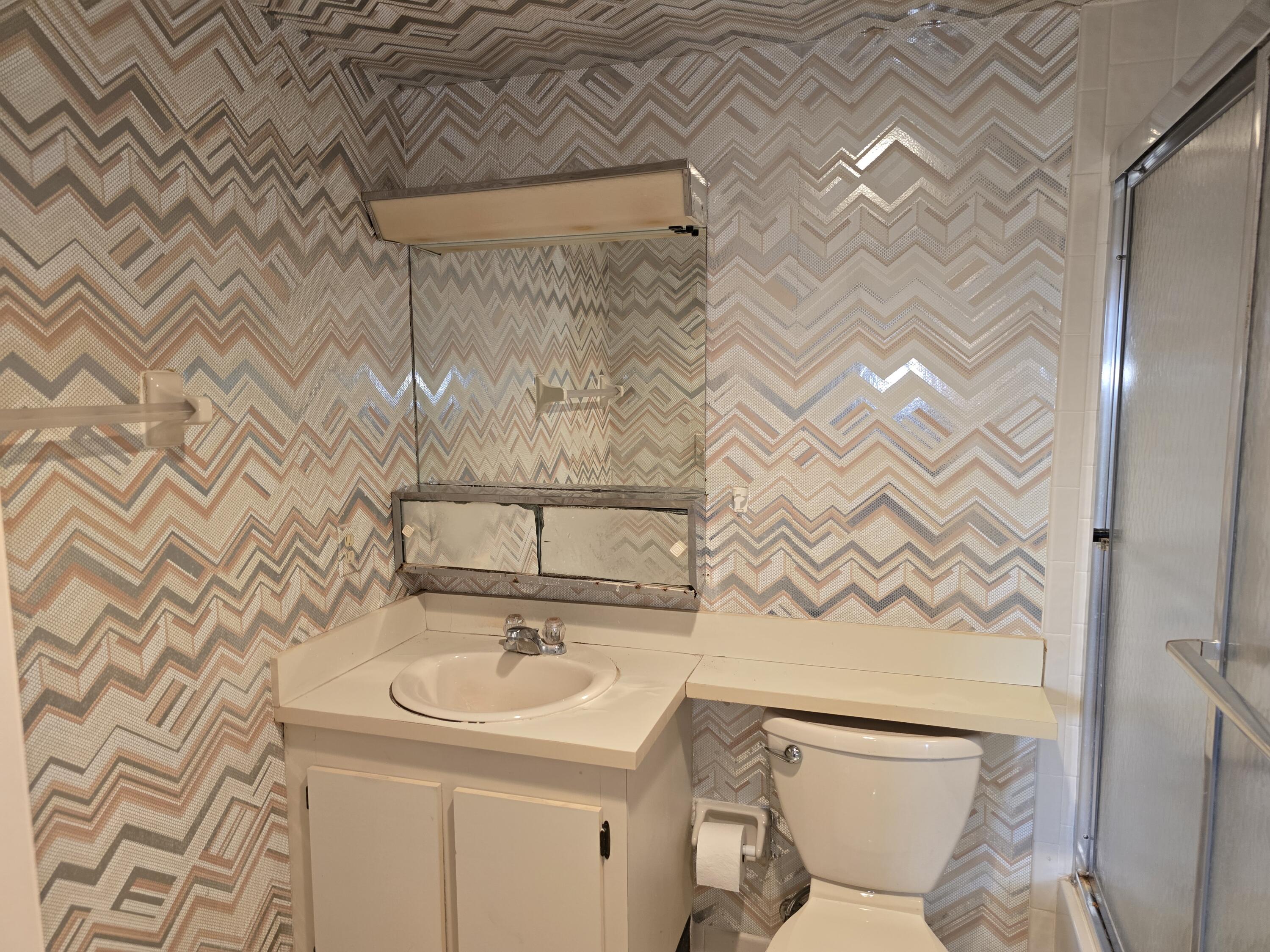 2100 Springdale Boulevard, Unit 306 Palm Springs, FL 33461 - Photo 14 of 21 Primary bath