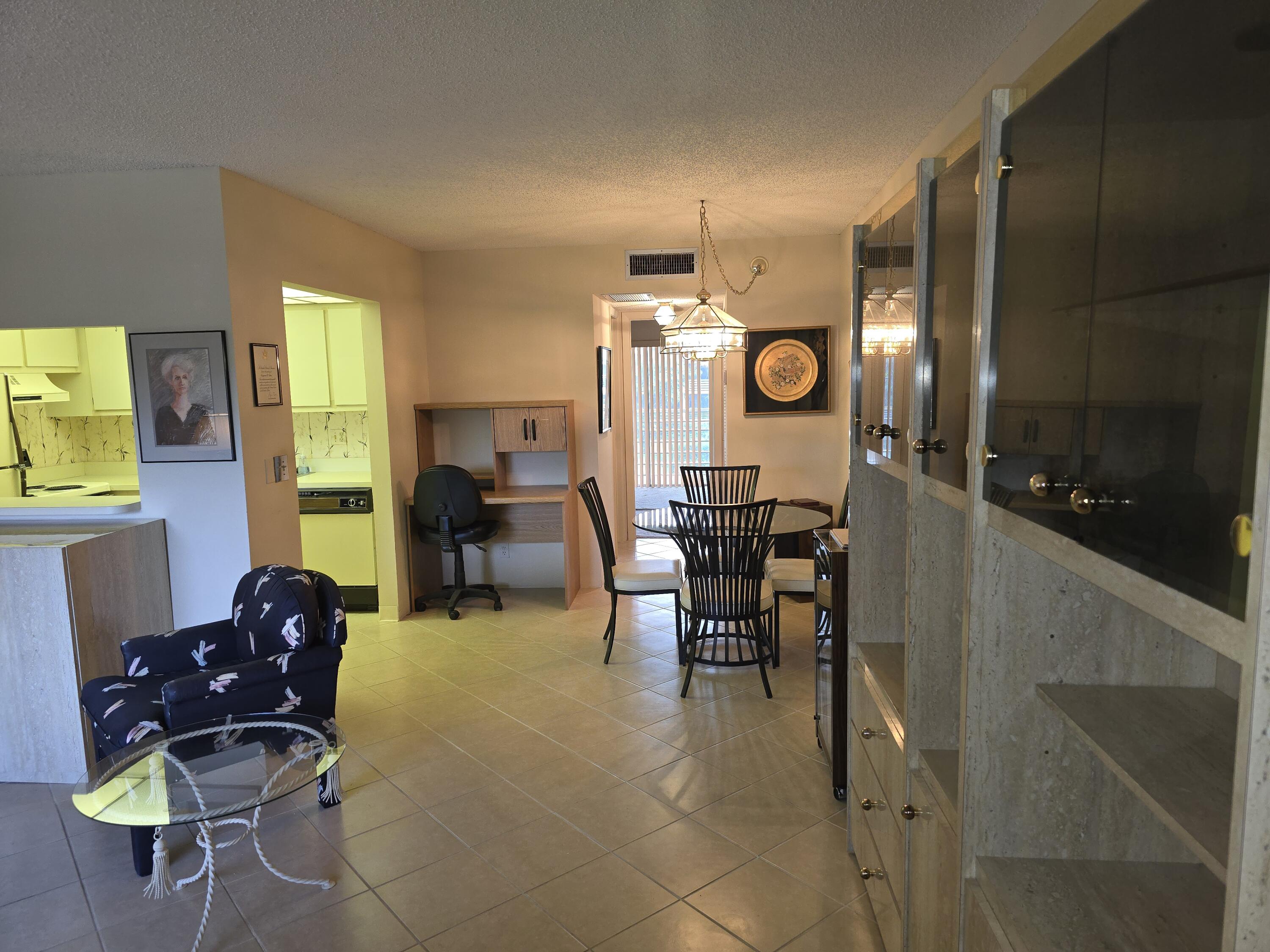 2100 Springdale Boulevard, Unit 306 Palm Springs, FL 33461 - Photo 7 of 21 Living room