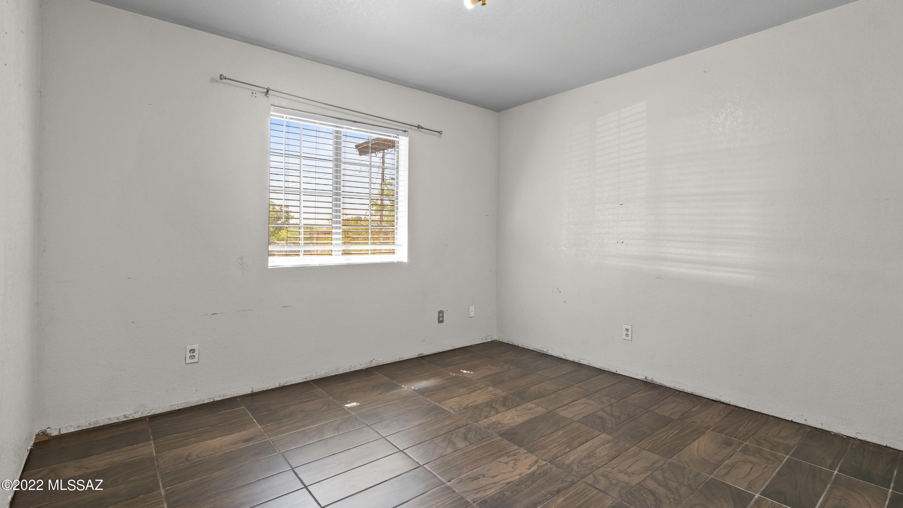 1416 Camino Milano Rio Rico, AZ 85648 - Photo 12 of 21