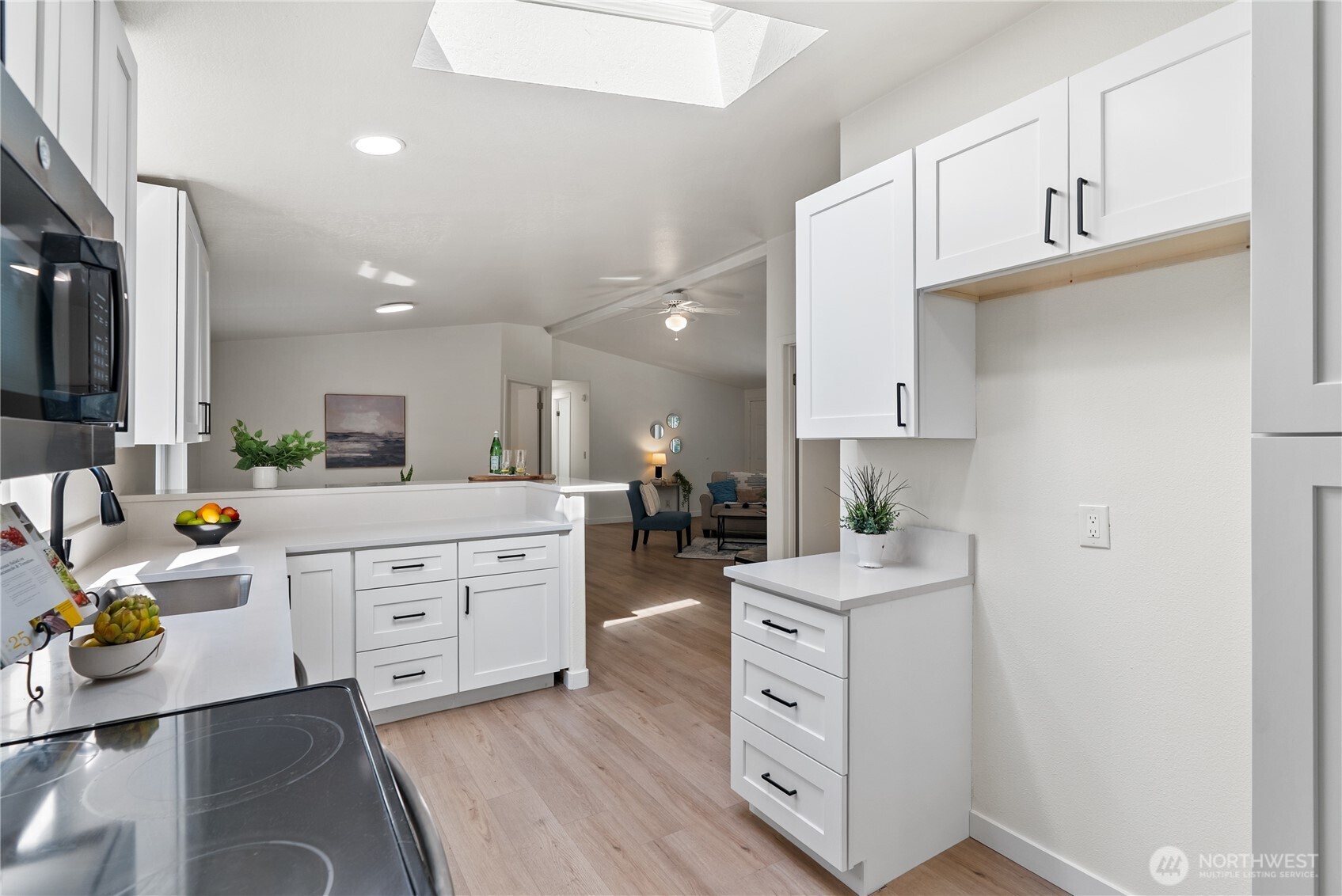 10223 Glenwood Road Southwest Port Orchard, WA 98367 - Photo 12 of 40