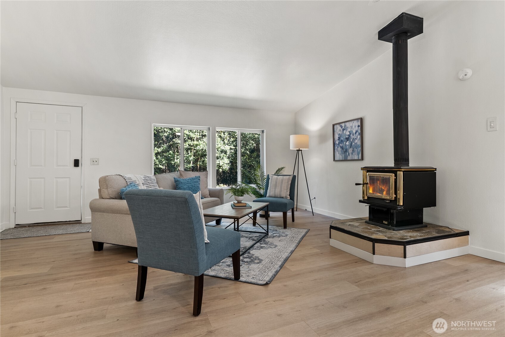 10223 Glenwood Road Southwest Port Orchard, WA 98367 - Photo 17 of 40