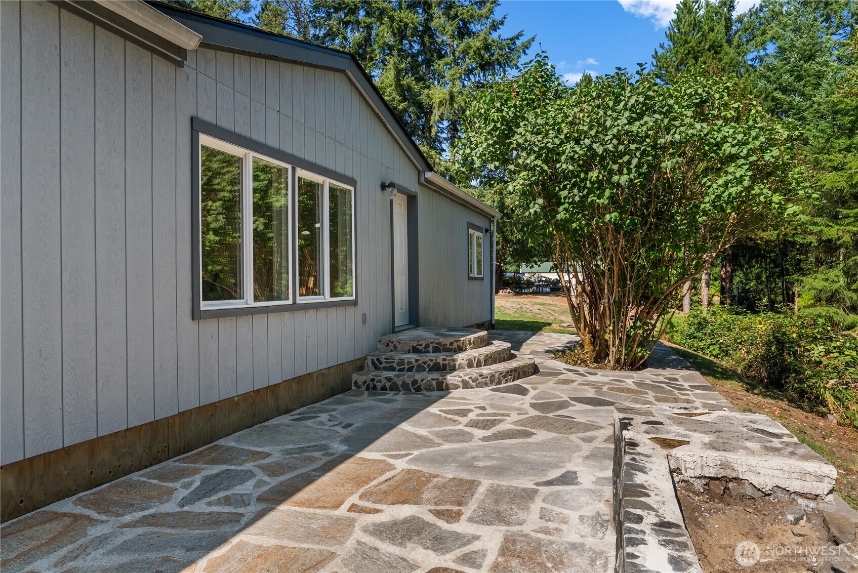 10223 Glenwood Road Southwest Port Orchard, WA 98367 - Photo 4 of 40