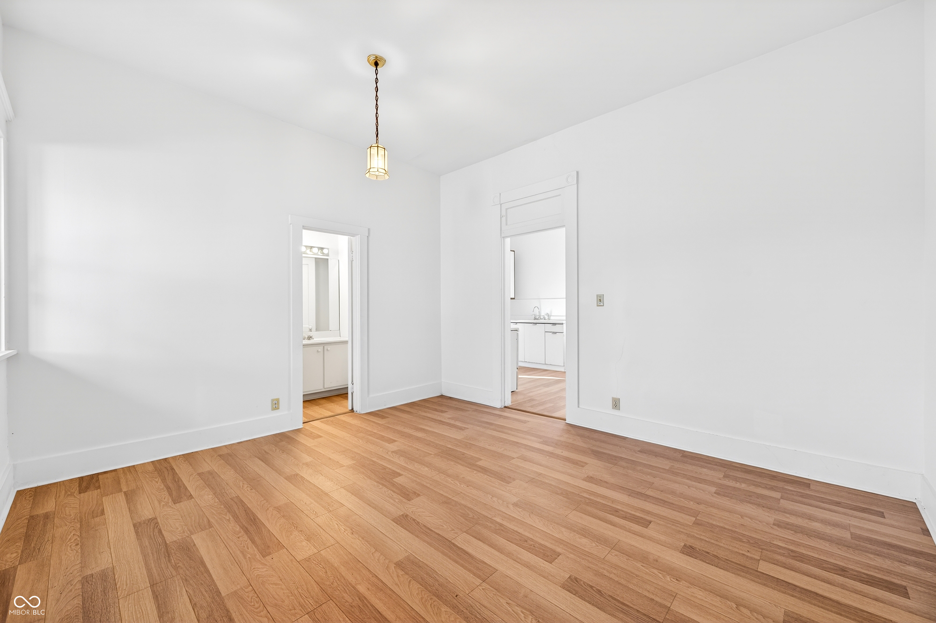 930 7th Street Columbus, IN 47201 - Photo 24 of 39