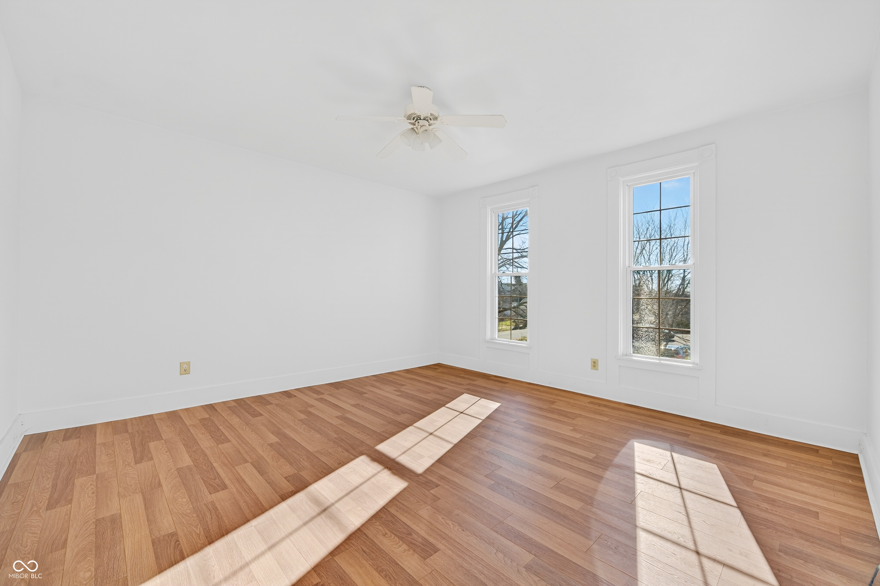 930 7th Street Columbus, IN 47201 - Photo 32 of 39