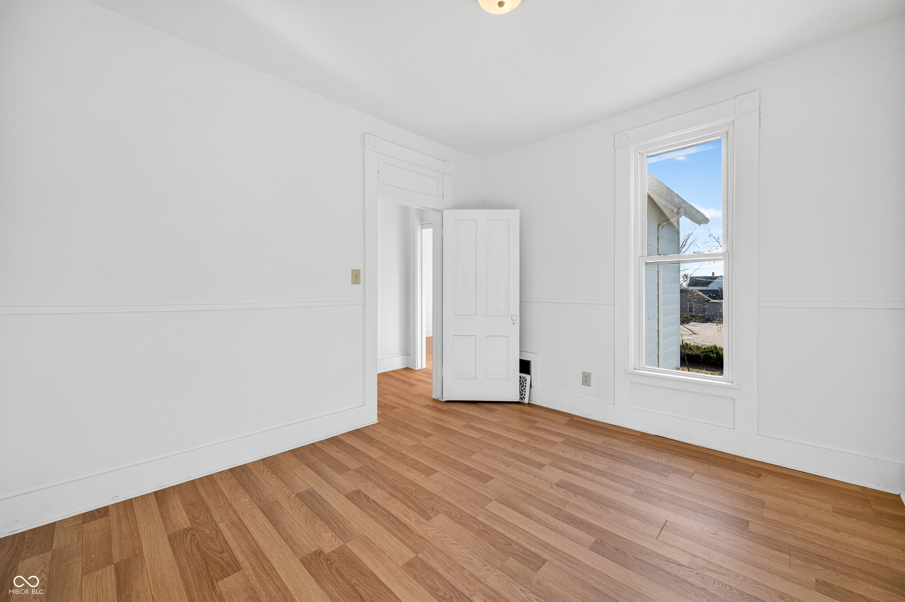 930 7th Street Columbus, IN 47201 - Photo 34 of 39