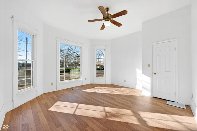 $289,000 | 930 7th Street, Columbus, IN 47201