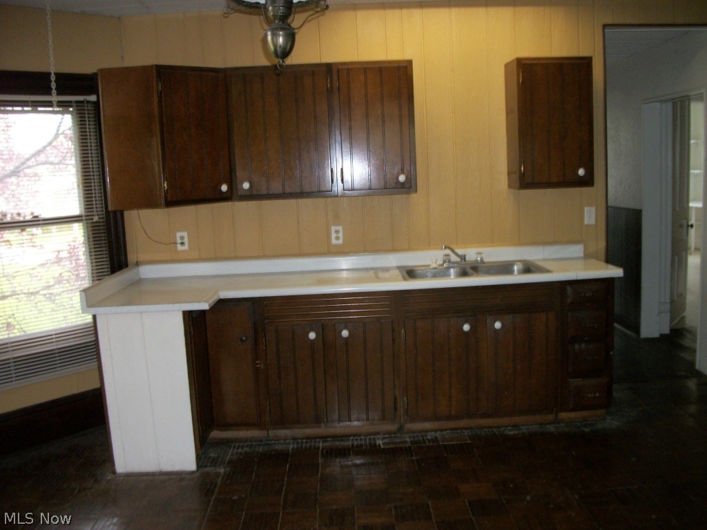 147-149 Columbus Road Bedford, OH 44146 - Photo 5 of 20
