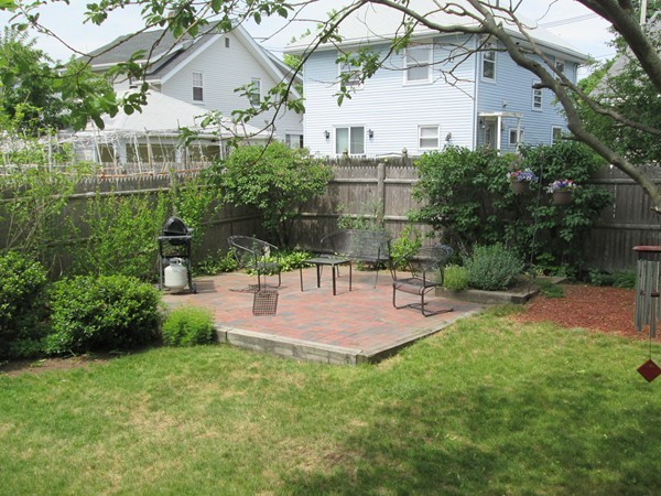 18 Buckingham Road Quincy, MA 02170 - Photo 5 of 10 Gallery Image 5