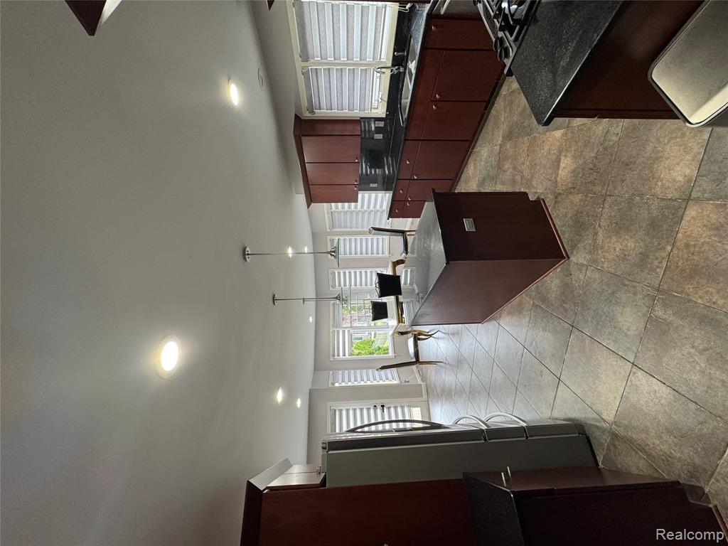 50493 Nesting Ridge Drive Macomb, MI 48044 - Photo 17 of 34