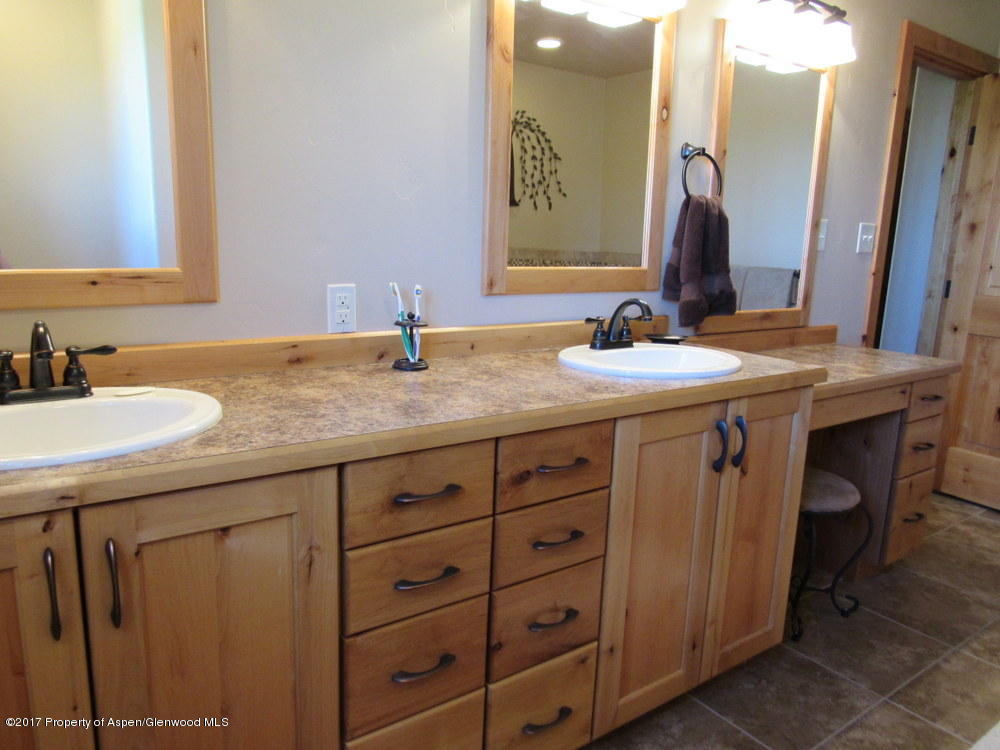 408 Pronghorn Road Craig, CO 81625 - Photo 19 of 58 IMG_0137