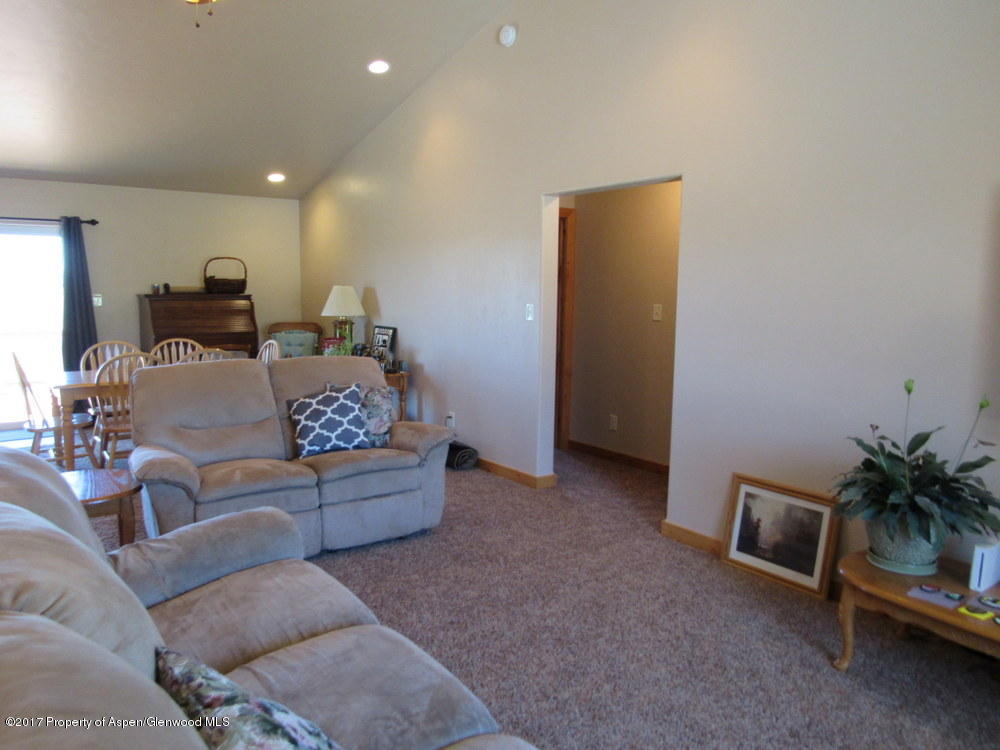 408 Pronghorn Road Craig, CO 81625 - Photo 3 of 58 IMG_0121