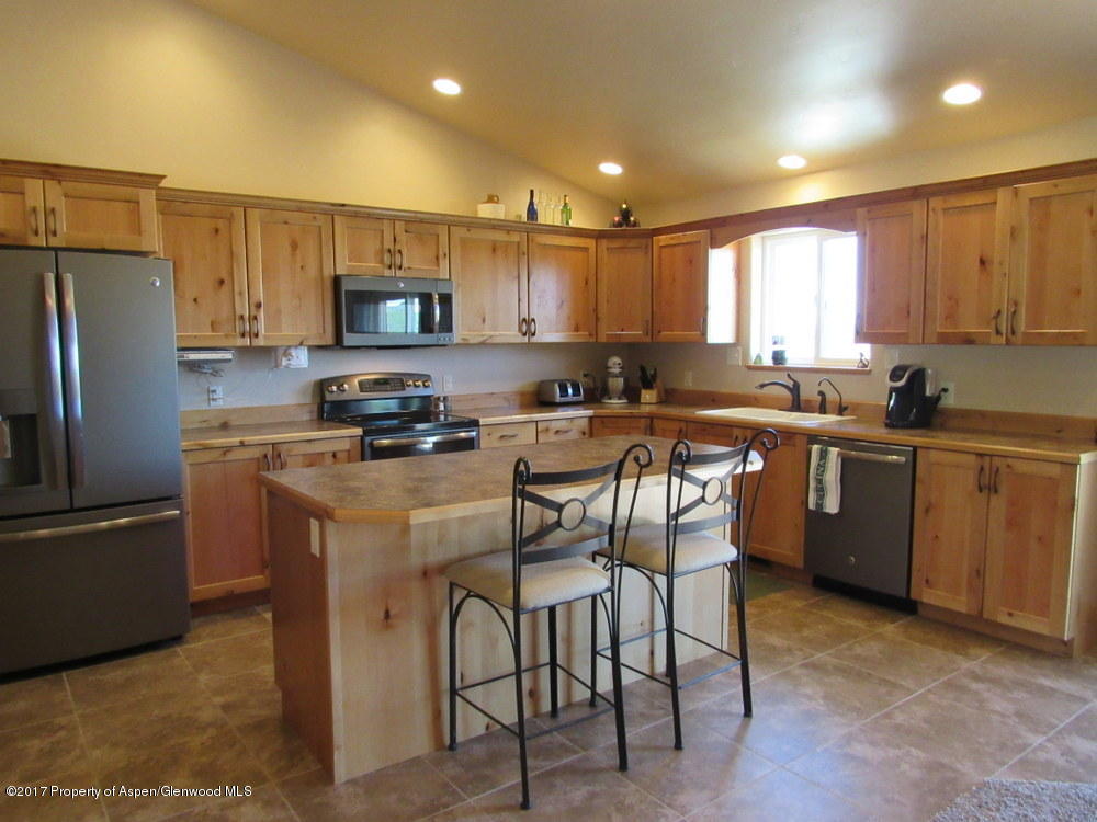 408 Pronghorn Road Craig, CO 81625 - Photo 6 of 58 IMG_0124