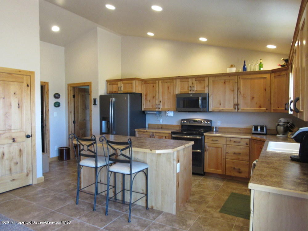 408 Pronghorn Road Craig, CO 81625 - Photo 8 of 58 IMG_0126
