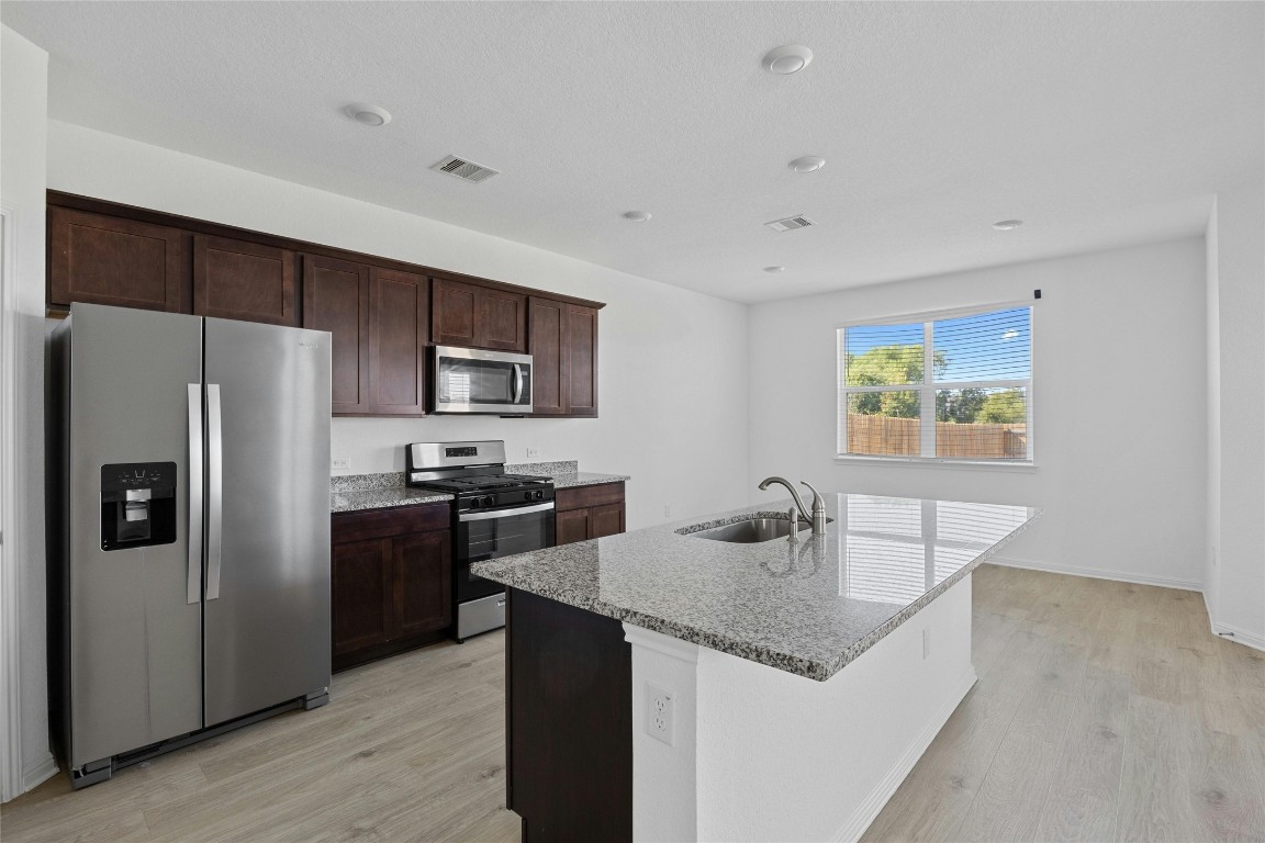 321 Brody Lane Georgetown, TX 78626 - Photo 9 of 32