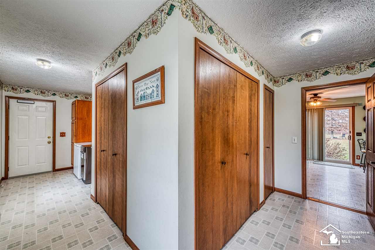 1170 Hubbard Road Monroe, MI 48161 - Photo 12 of 39