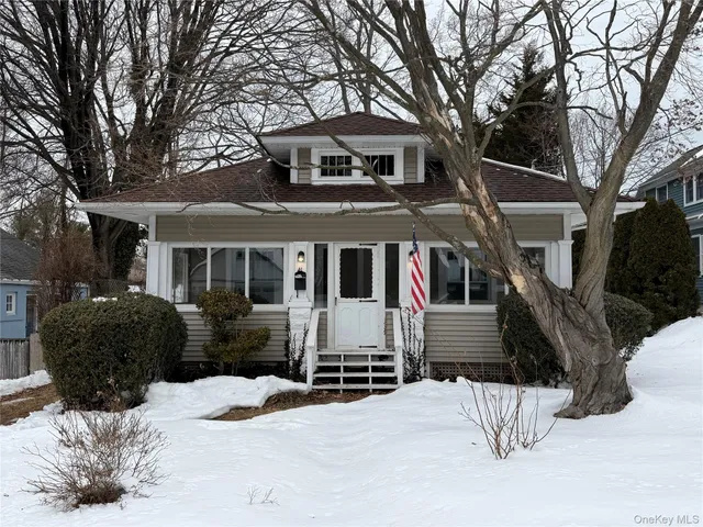 $4,100 | 41 Washington Place, Northport, NY 11768