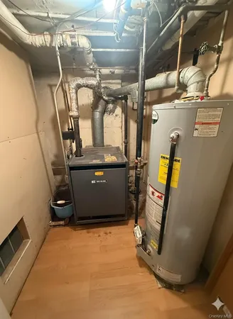 a view of a storage & utility room