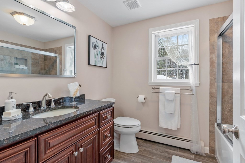 49 Sherburne Road Pelham, NH 03076 - Photo 20 of 30 Gallery Image 20